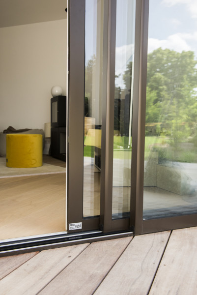 Coulissant aluminium 3 vantaux 3 rails - Menuiserie Bouvet Coulissant aluminium 3 vantaux 3 rails - Menuiserie Bouvet